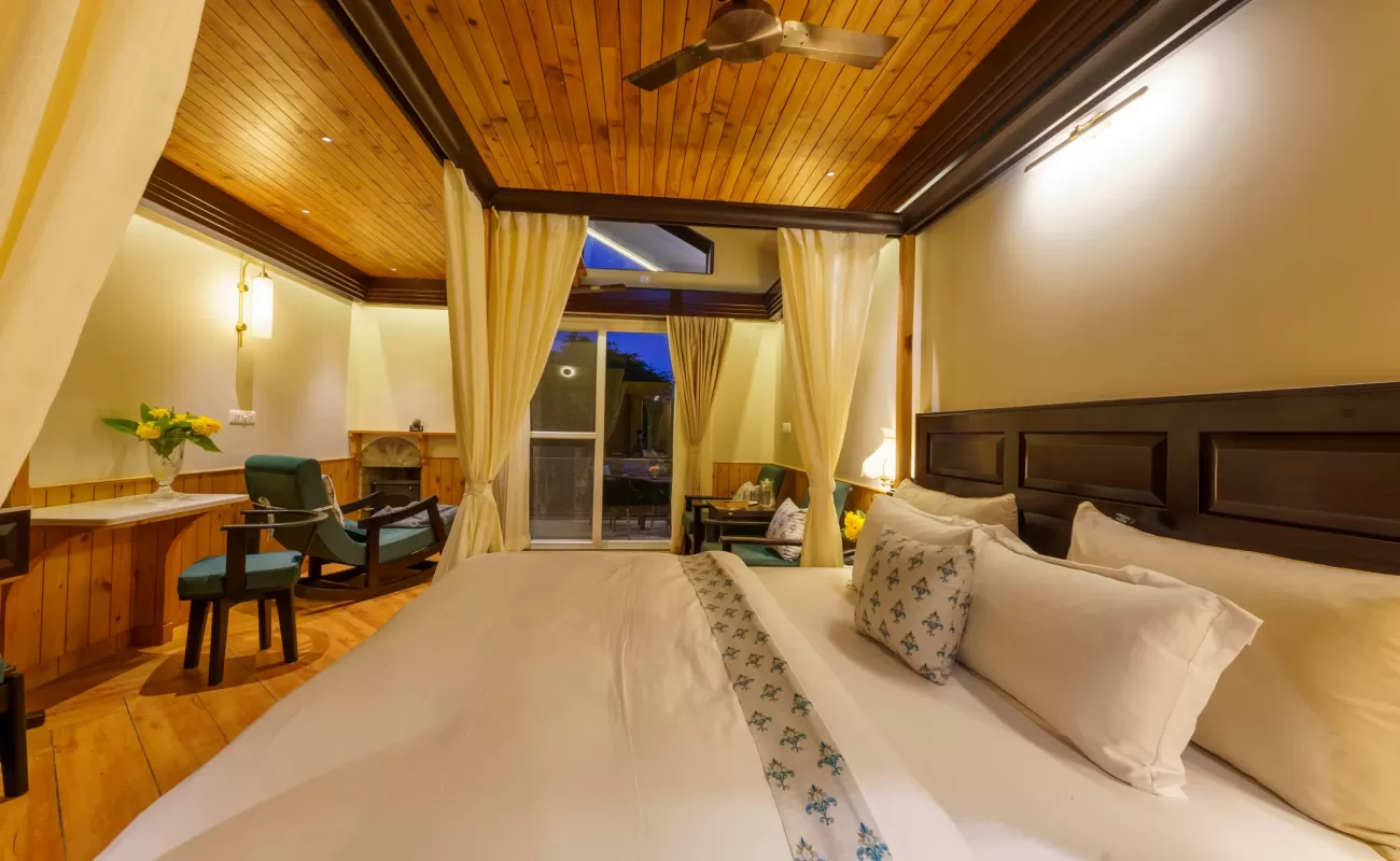 Pinewood Duplex Suite